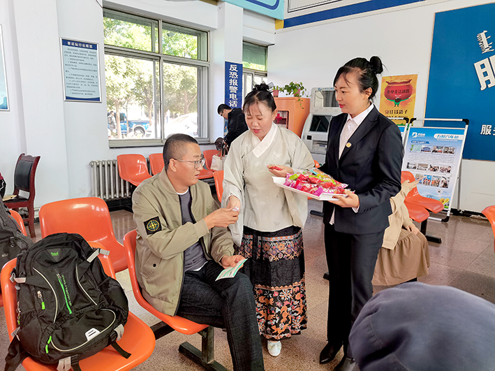 1697081013100002552.jpg bynewb1012008_002_01.jpg