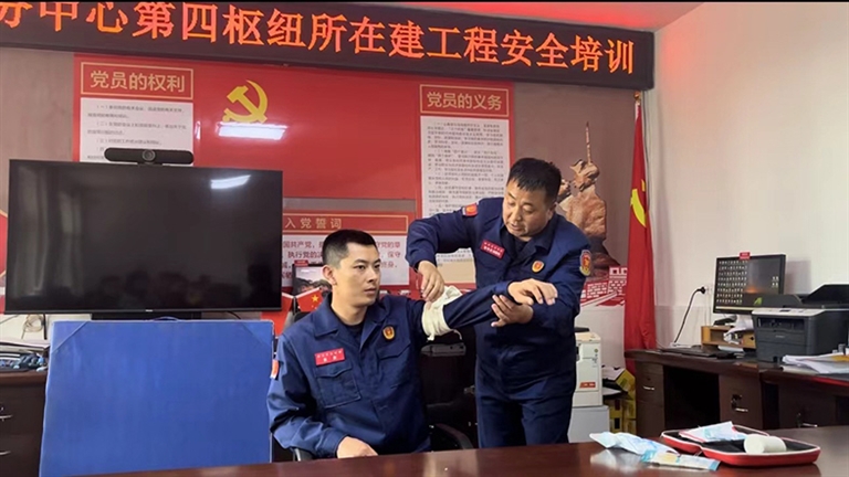 1727404040077050882.jpg 0927005_005_01_s.jpg