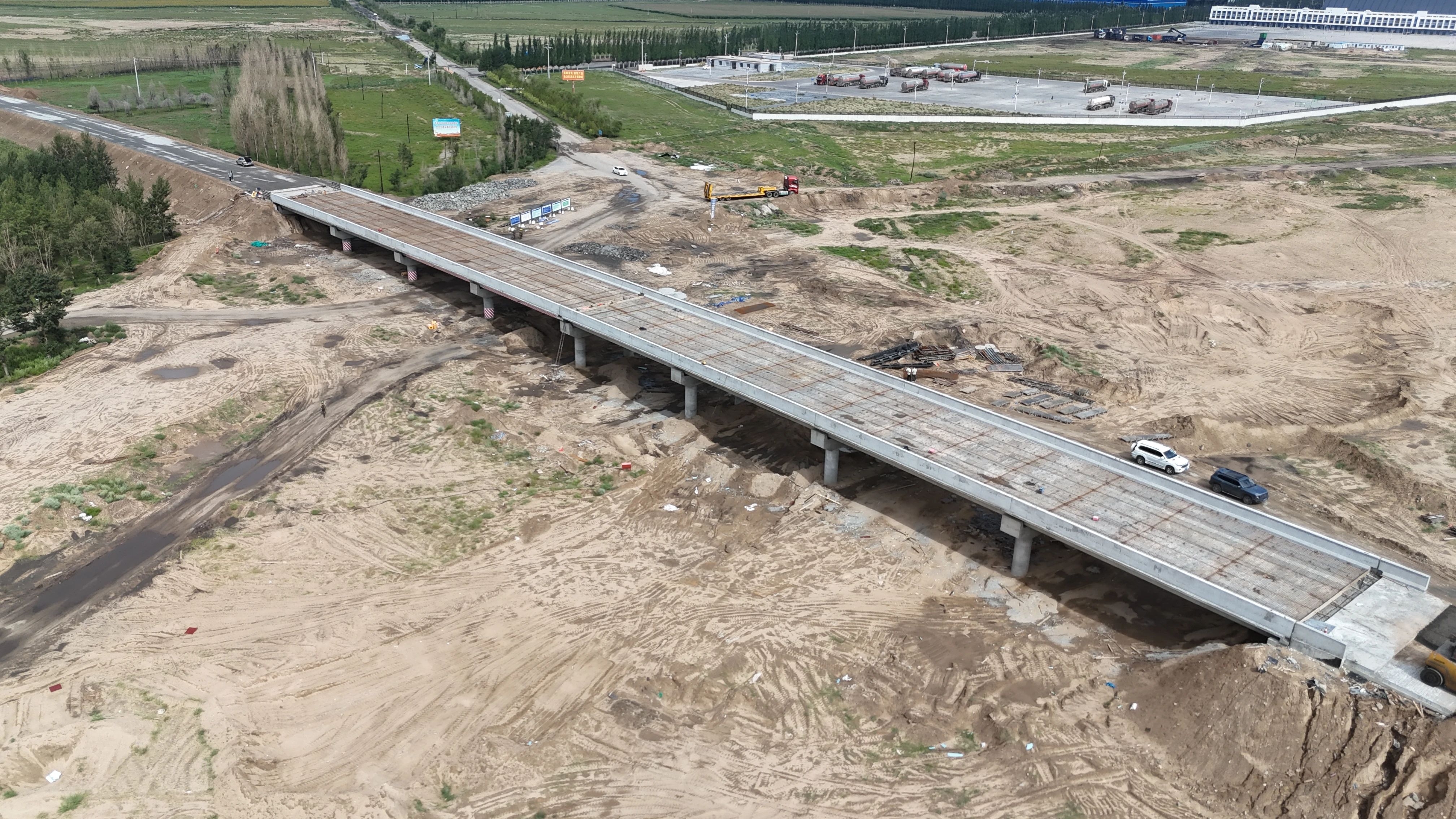 省道215线施工现场