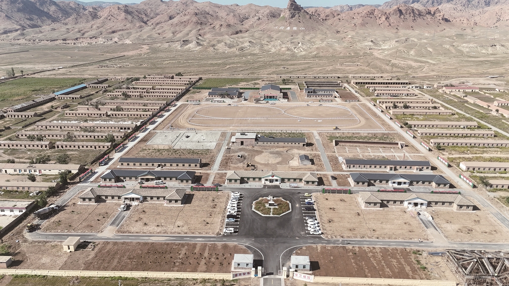 乌拉特中旗骑兵营军事文化拓展体验园项目