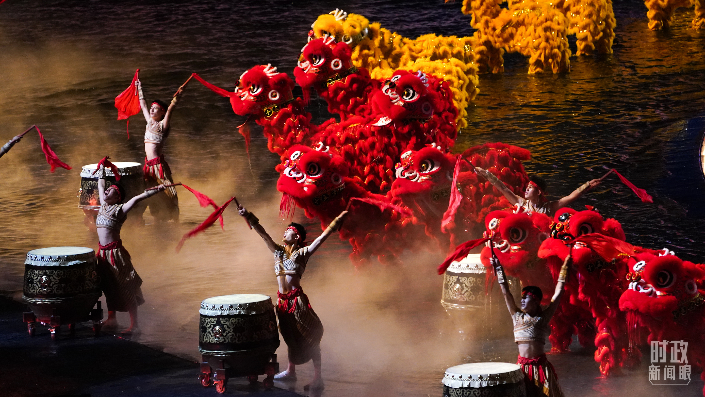 △第十五届全运会开幕式现场。(总台记者李晋拍摄)