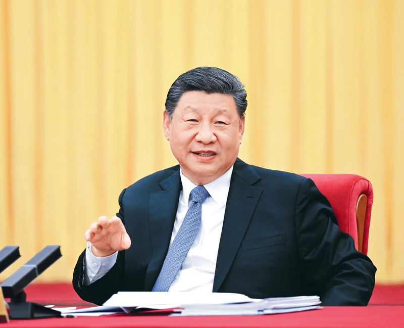 2025年3月6日下午,中共中央总书记、国家主席、中央军委主席习近平看望参加全国政协十四届三次会议的民盟、民进、教育界委员,并参加联组会,听取意见和建议。 新华社记者 谢环驰/摄