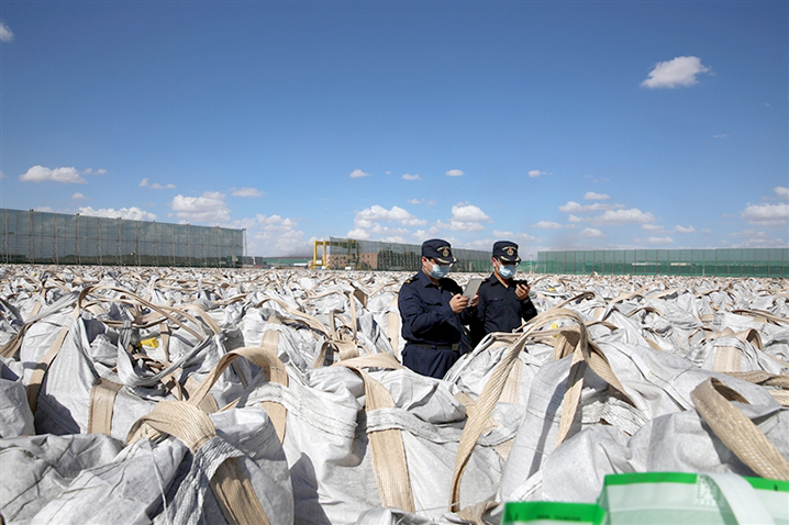 0808004_001_01_s (1).jpg